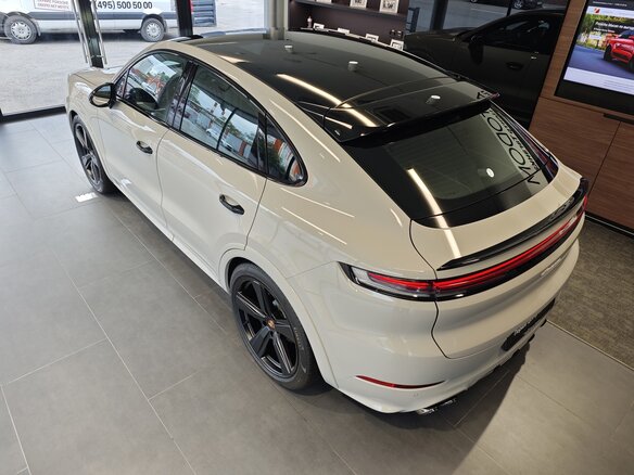 2026 Porsche Cayenne Coupé III Рестайлинг, серый, 21990000 рублей - вид 7