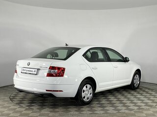2020 Skoda Octavia III (A7) Рестайлинг, белый, 2420000 рублей, вид 5