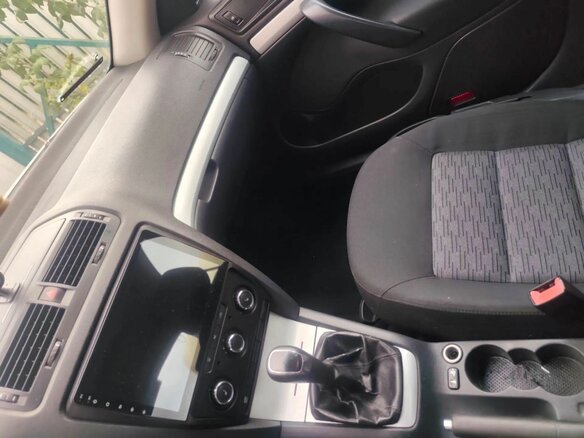 2011 Skoda Octavia II (A5) Рестайлинг, белый - вид 8