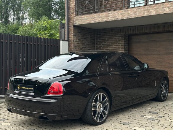 2016 Rolls-Royce Ghost I Рестайлинг (Series II), чёрный, 13200000 рублей - вид 5