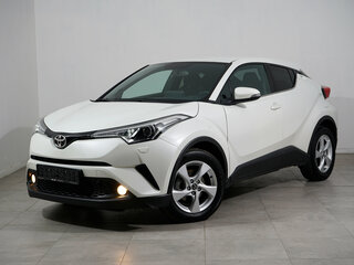 2018 Toyota C-HR I, белый, 1895000 рублей, вид 1