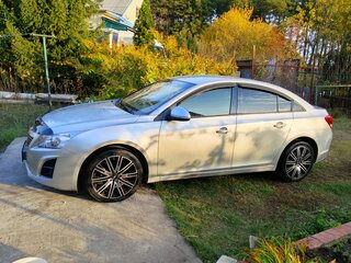 2014 Chevrolet Cruze I Рестайлинг, серебристый, 660000 рублей, вид 4