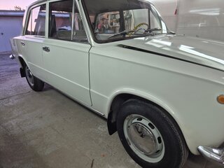 1979 Lada (ВАЗ) 21012, белый, 390000 рублей, вид 3
