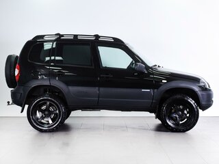2020 Lada (ВАЗ) Niva Off-road, чёрный, 1200000 рублей, вид 3