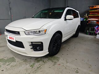 2011 Mitsubishi Outlander II Рестайлинг, белый, 1130000 рублей, вид 1