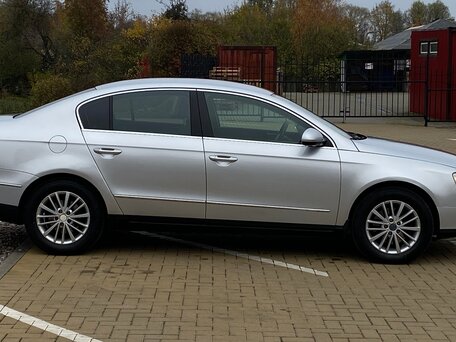 2009 Volkswagen Passat B6, серебристый, 640000 рублей, вид 4