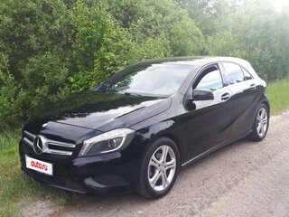 2013 Mercedes-Benz A-Класс 180 III (W176), чёрный, 1470000 рублей, вид 1