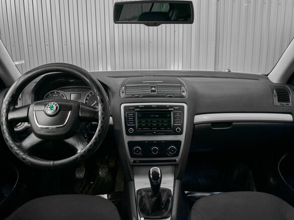 2012 Skoda Octavia II (A5) Рестайлинг, серый - вид 10