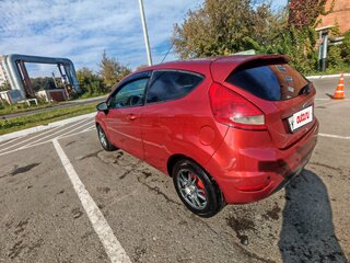 2008 Ford Fiesta Mk6, красный, 420000 рублей, вид 5
