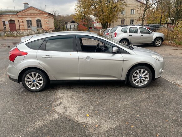 2011 Ford Focus III, серебристый, 670000 рублей - вид 2
