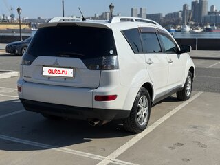 2007 Mitsubishi Outlander II, белый, 950000 рублей, вид 5