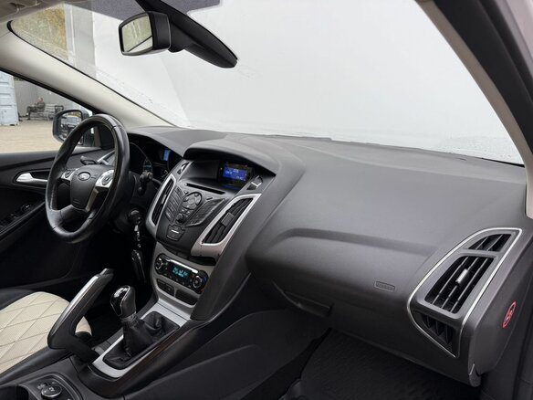 2012 Ford Focus III, белый, 770000 рублей - вид 9