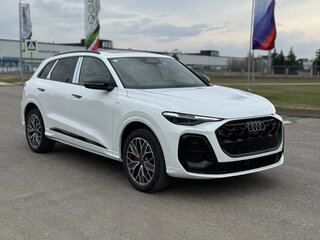 2026 Audi Q5 L 40 TFSI II (FY) Рестайлинг, белый, 6750000 рублей, вид 3