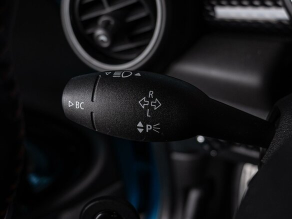2019 Mini Hatch JCW III (F55/F56) Рестайлинг, голубой, 2755000 рублей - вид 14