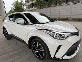2021 Toyota C-HR I Рестайлинг, белый, 2500000 рублей, вид 1