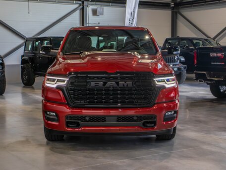 2026 Ram 1500 Crew Cab V Рестайлинг, красный, 9990000 рублей, вид 3