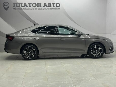 2025 Skoda Octavia IV (A8), серый, 2829000 рублей, вид 5