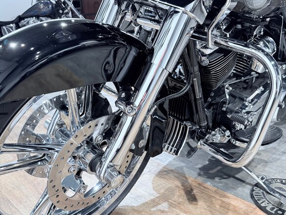 2017 Harley-Davidson Road Glide Special, чёрный, 1899000 рублей - вид 23