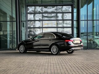 2022 Mercedes-Benz E-Класс 250 V (W213, S213, C238) Рестайлинг, чёрный, 5250000 рублей, вид 5