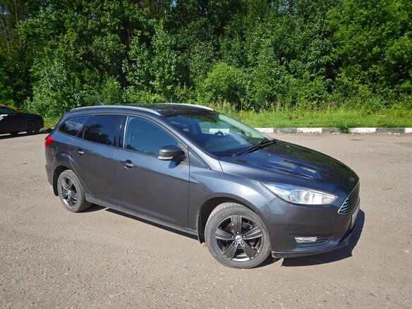 2018 Ford Focus III Рестайлинг, серый - вид 1