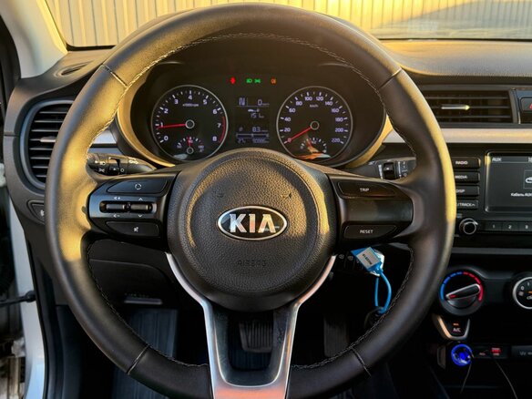 2017 Kia Rio IV, серебристый - вид 9