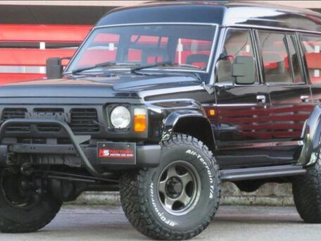 1989 Nissan Safari IV (Y60), чёрный, 990000 рублей, вид 1