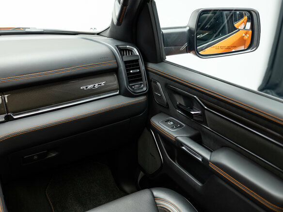 2021 Ram 1500 Crew Cab TRX V, оранжевый, 14290000 рублей - вид 28