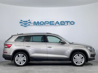 2017 Skoda Kodiaq I, серебристый, 2659000 рублей, вид 4