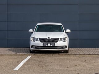 2013 Skoda Superb II Рестайлинг, белый, 1295000 рублей, вид 2
