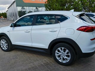 2019 Hyundai Tucson III Рестайлинг, белый, 2279900 рублей, вид 4