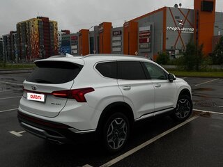 2021 Hyundai Santa Fe IV Рестайлинг, белый, 3649000 рублей, вид 4