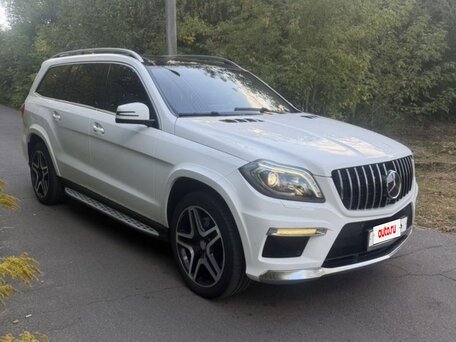 2013 Mercedes-Benz GL-Класс 500 II (X166), белый, 2450000 рублей, вид 1