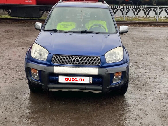 2000 Toyota RAV4 II (XA20), синий