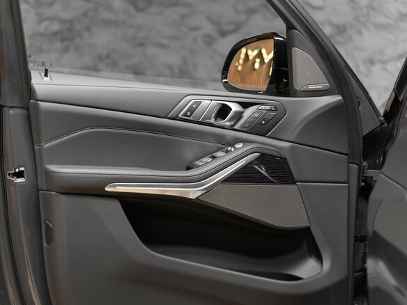 2026 BMW X7 40i I (G07) Рестайлинг, серый, 17690000 рублей - вид 23