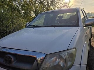 2013 Toyota Hilux VII Рестайлинг, белый, 1200000 рублей, вид 2