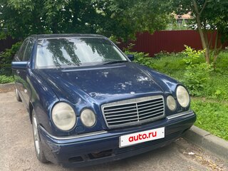1998 Mercedes-Benz E-Класс 240 II (W210, S210), синий, 450000 рублей, вид 1