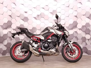 2023 Kawasaki Z 900, серый, 1069000 рублей, вид 3
