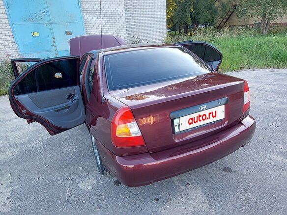 2011 Hyundai Accent ТагАЗ II, красный, 500000 рублей - вид 5
