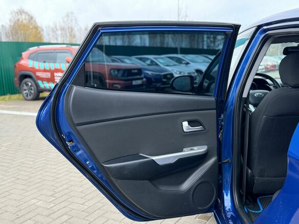 2013 Kia Rio 4-speed III, синий, 965000 рублей - вид 20
