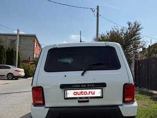 2013 Lada (ВАЗ) 2121 (4x4) I Рестайлинг, белый, 450000 рублей, вид 2
