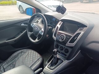 2014 Ford Focus III, красный, 700000 рублей, вид 5