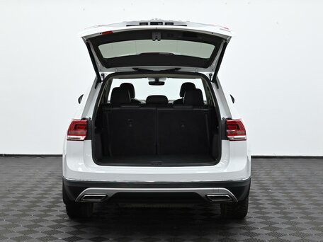 2019 Volkswagen Teramont I, белый, 2499000 рублей, вид 5