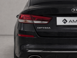 2018 Kia Optima IV Рестайлинг, чёрный, 1886743 рублей, вид 5