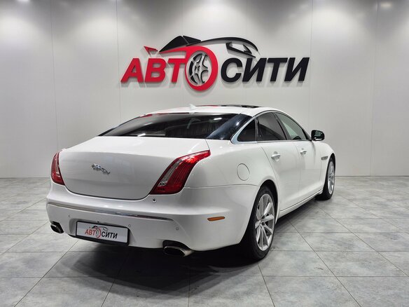 2015 Jaguar XJ IV (X351) Рестайлинг, белый, 1470000 рублей - вид 7