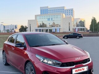2021 Kia K3 II Рестайлинг, красный, 2700000 рублей, вид 1