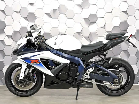 2010 Suzuki GSX-R 750, белый, 777000 рублей, вид 4