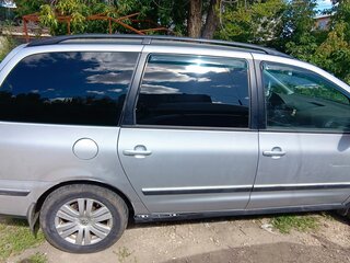 2006 Volkswagen Sharan I Рестайлинг 2, серебристый, 700000 рублей, вид 5