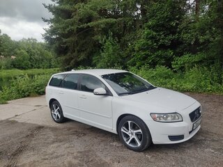 2012 Volvo V50 I Рестайлинг, белый, 945000 рублей, вид 3