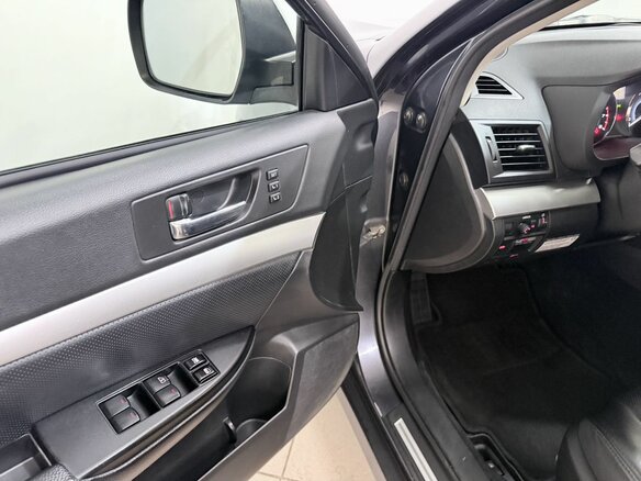 2010 Subaru Outback IV, серый, 1445000 рублей - вид 16