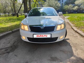 2008 Skoda Octavia II (A5) Рестайлинг, белый, 650000 рублей, вид 2